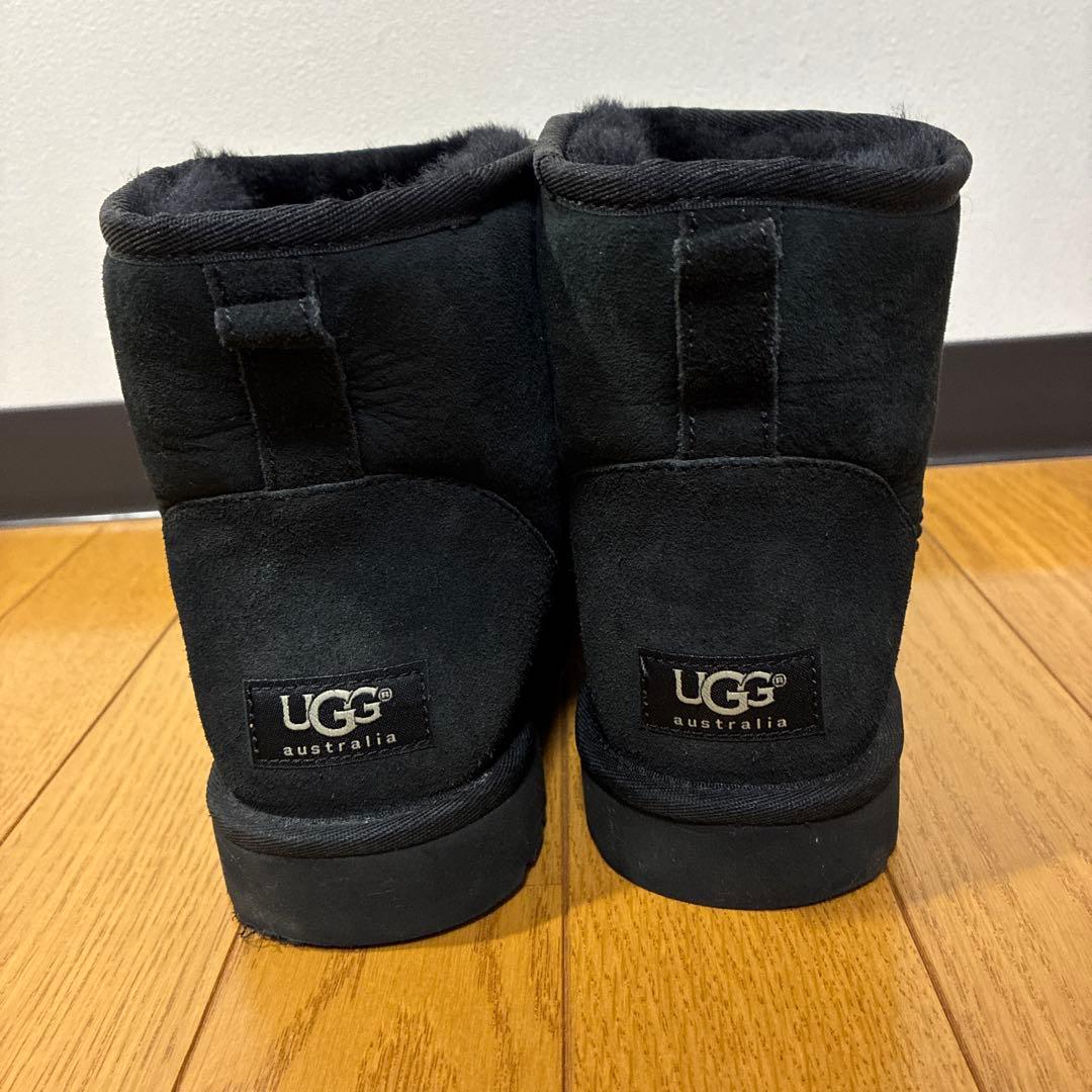 靴 UGG M CLASSIC MINI