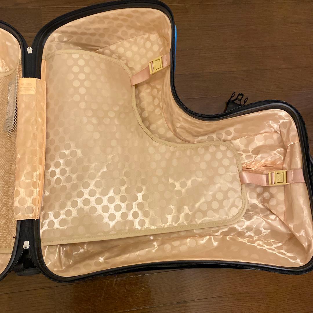 乗れる　座れる　スーツケース　クッション付き