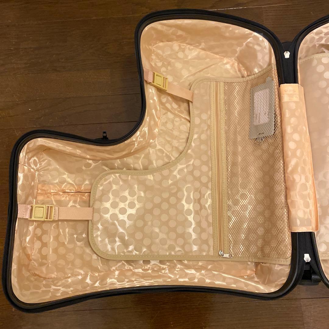 乗れる　座れる　スーツケース　クッション付き