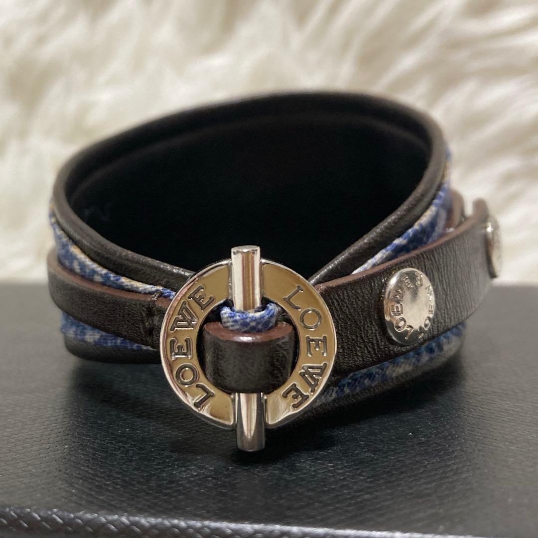 希少✨美品✨ロエベ　バングル　アナグラム　キャンバスレザー　ロゴ金具　青