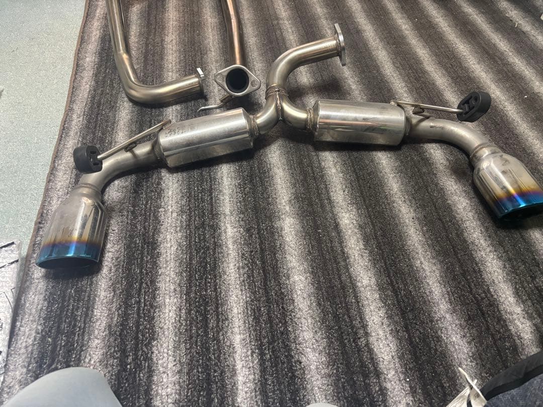 か*ず様 ロッソモデロ　デュアルマフラー　タントカスタム　ターボ用　２WD　最短