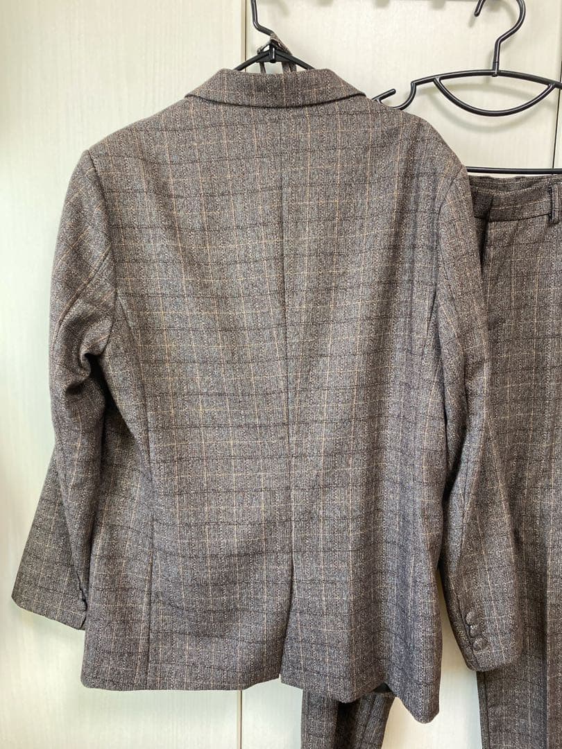 茶色系 チェック柄 スーツ