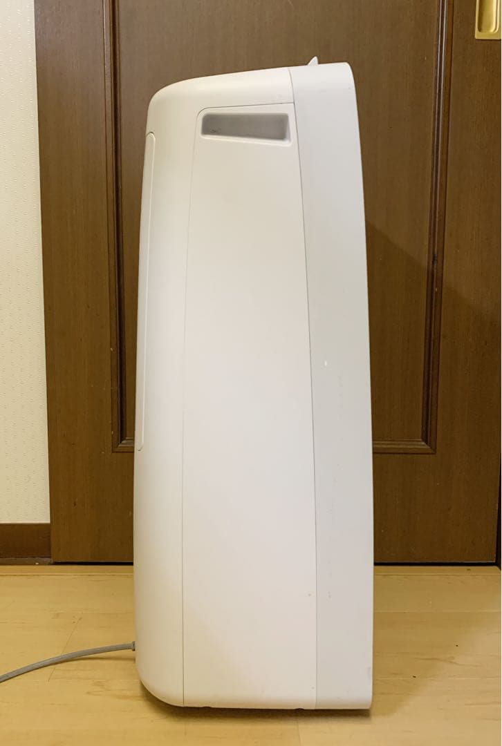 値下げ！シャープ 衣類乾燥除湿機 プラズマクラスター 12L CV-J120W