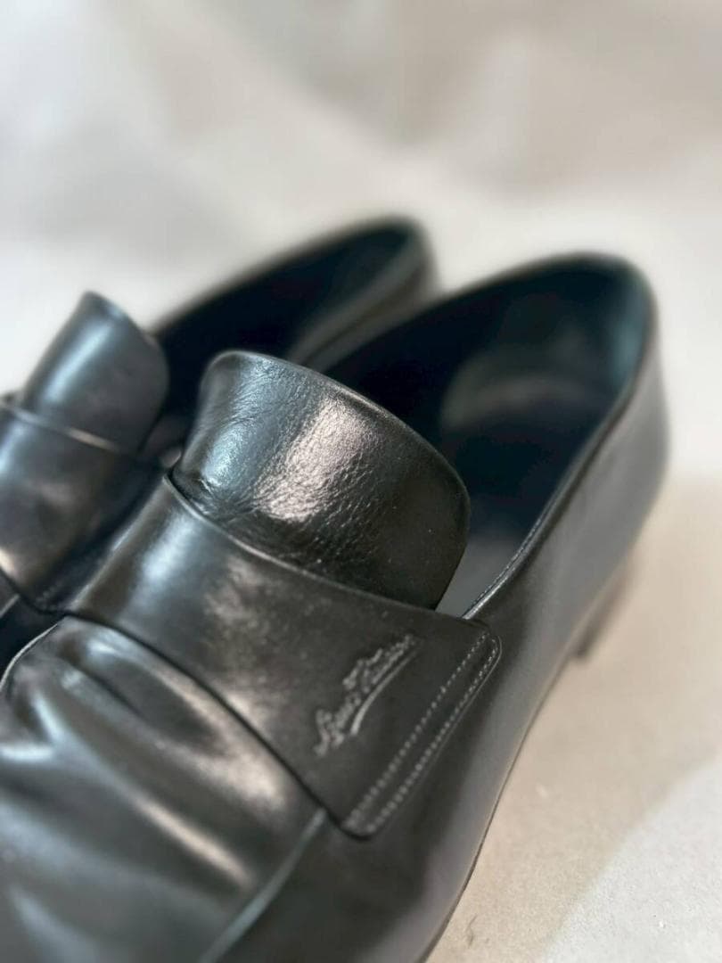 LOUIS VUITTON ブラックレザー ローファー