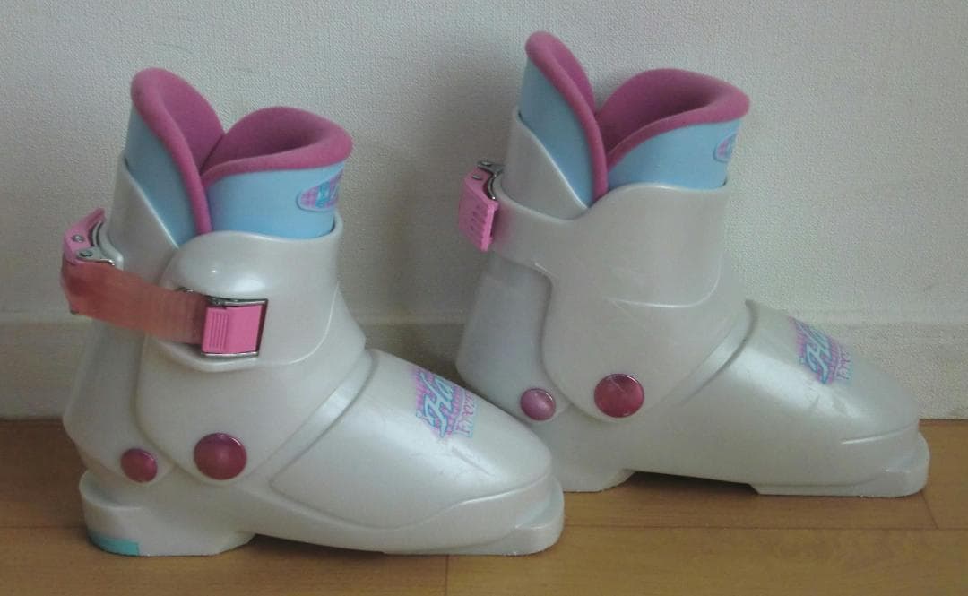 ■■送料無料■Hart■子供用スキー4点セット■86/19■WAX済■女の子■■