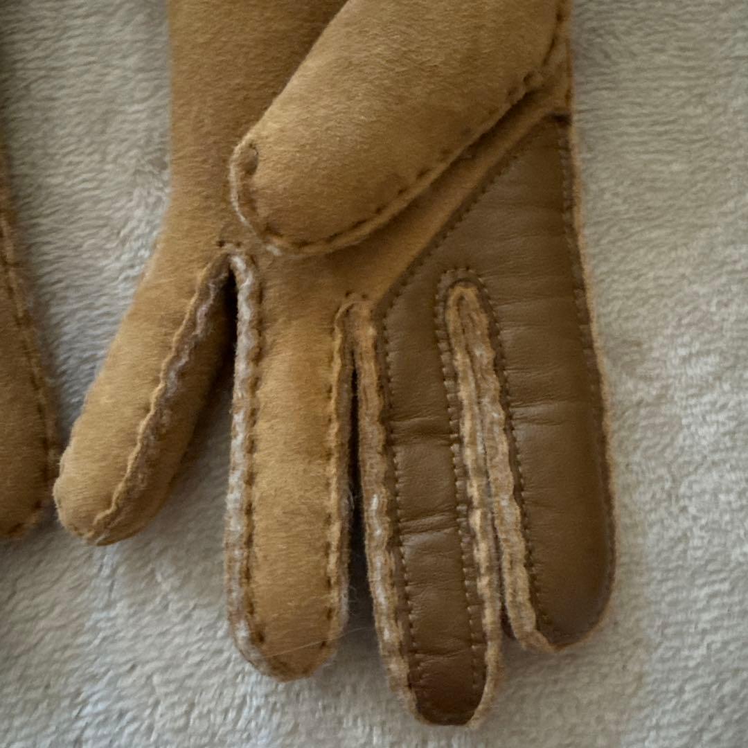 お値下げ　美品　UGG 手袋　ベージュ