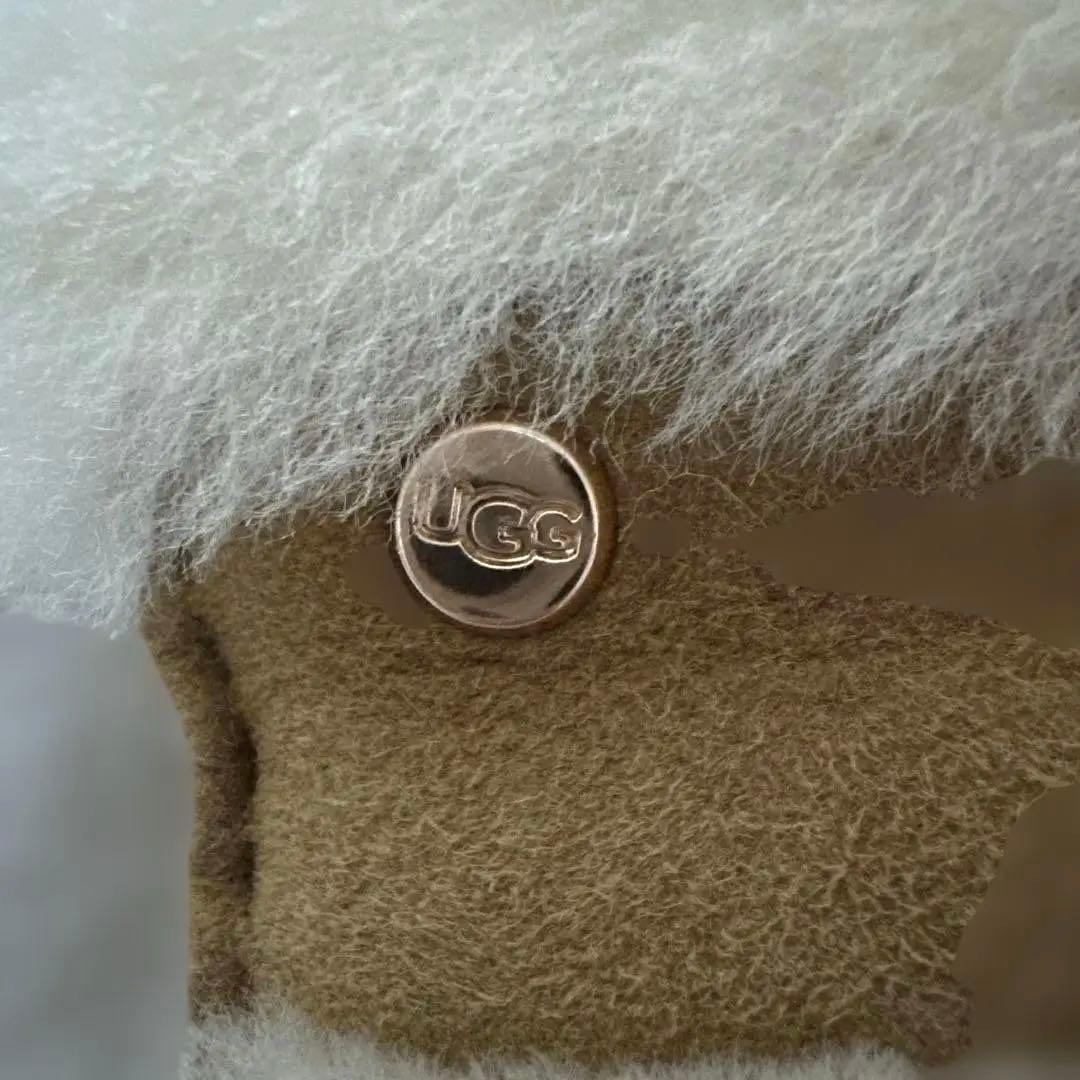 お値下げ　美品　UGG 手袋　ベージュ