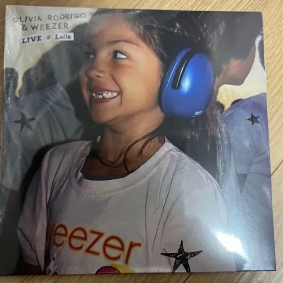 未使用)Olivia Rodrigo & Weezer/Live@lolla