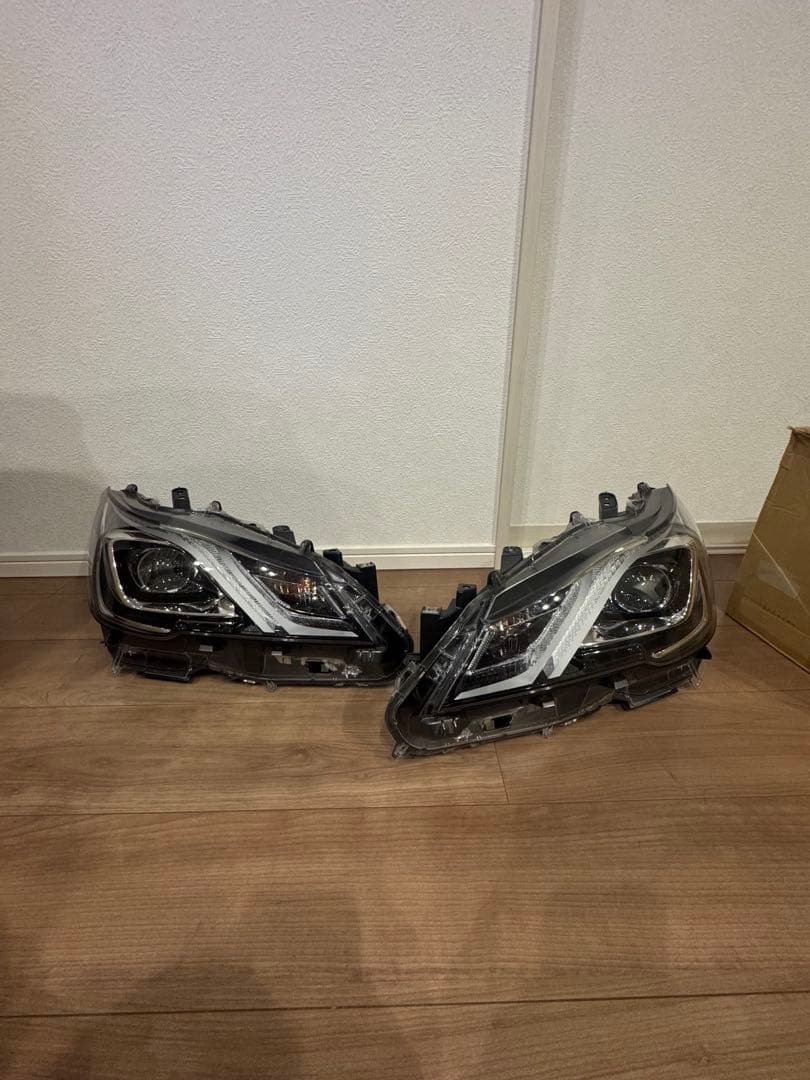 210系クラウンアスリート 後期ヘッドライト