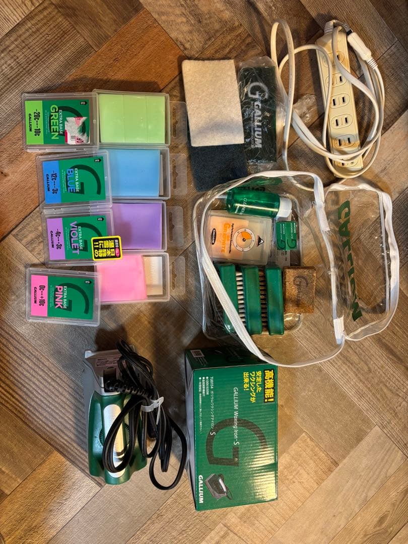 スノーボードのワックスがけセット