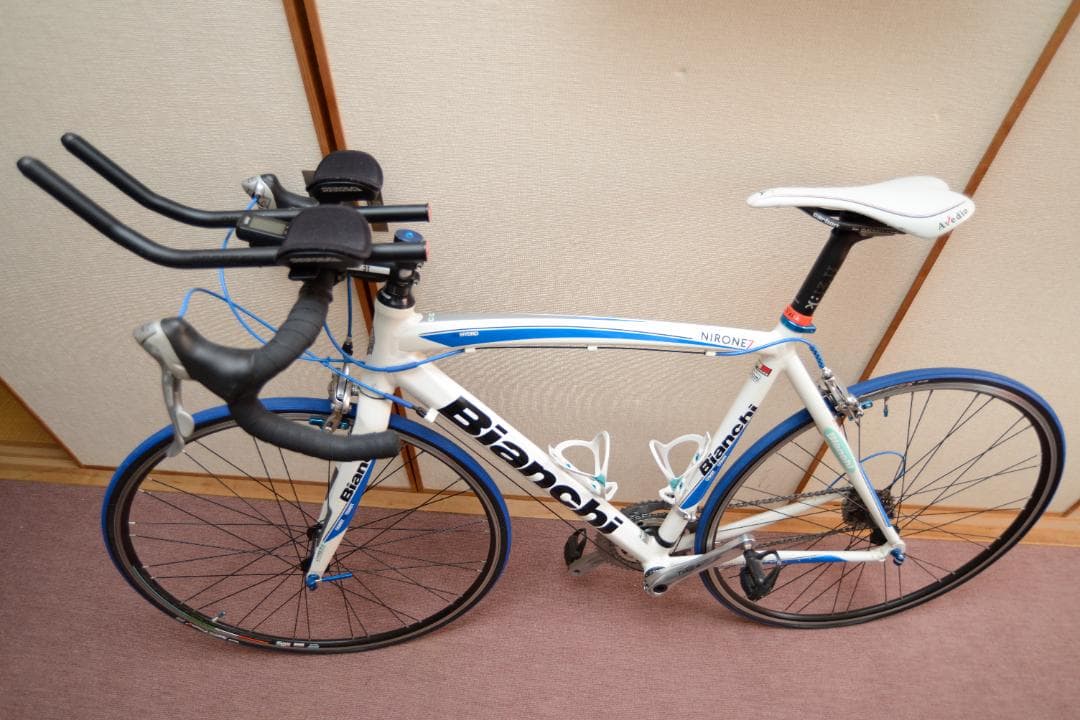 Bianchi ロードバイク 群馬の駅で引渡し