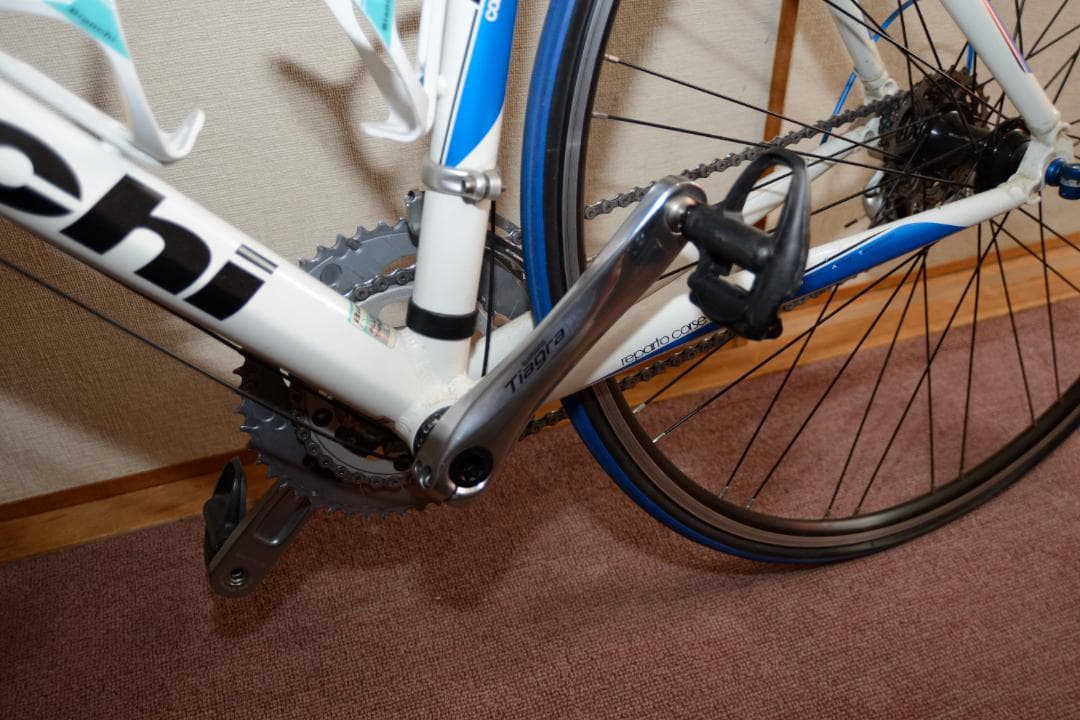 Bianchi ロードバイク 群馬の駅で引渡し