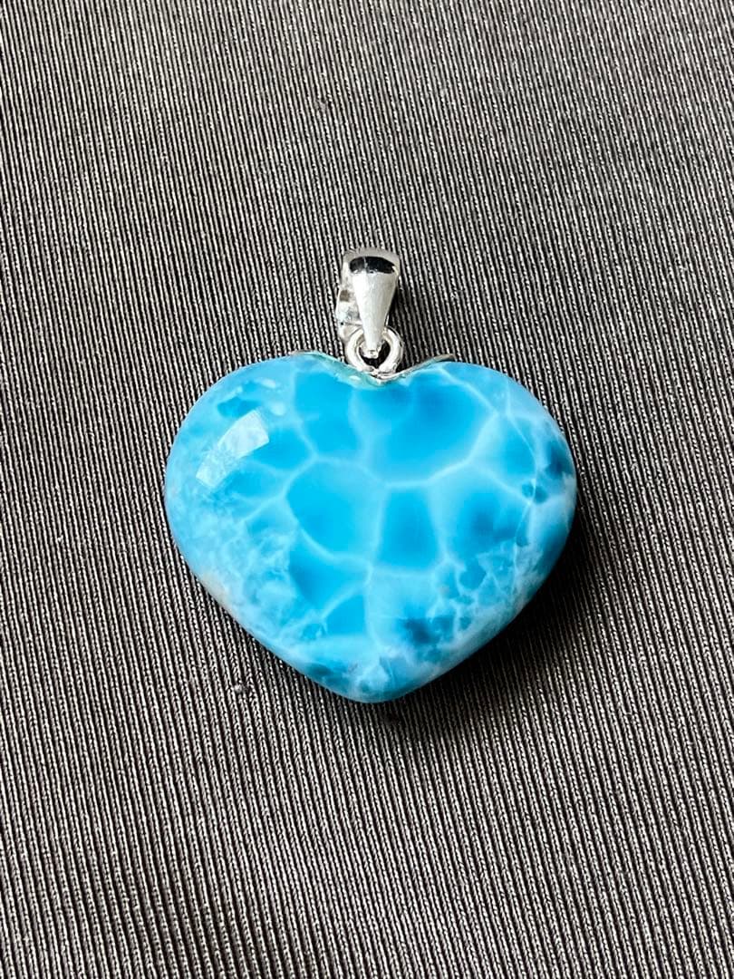 天然石☆高品質！ラリマーハート型ペンダントトップ☆濃いブルー＆模様が美しい！