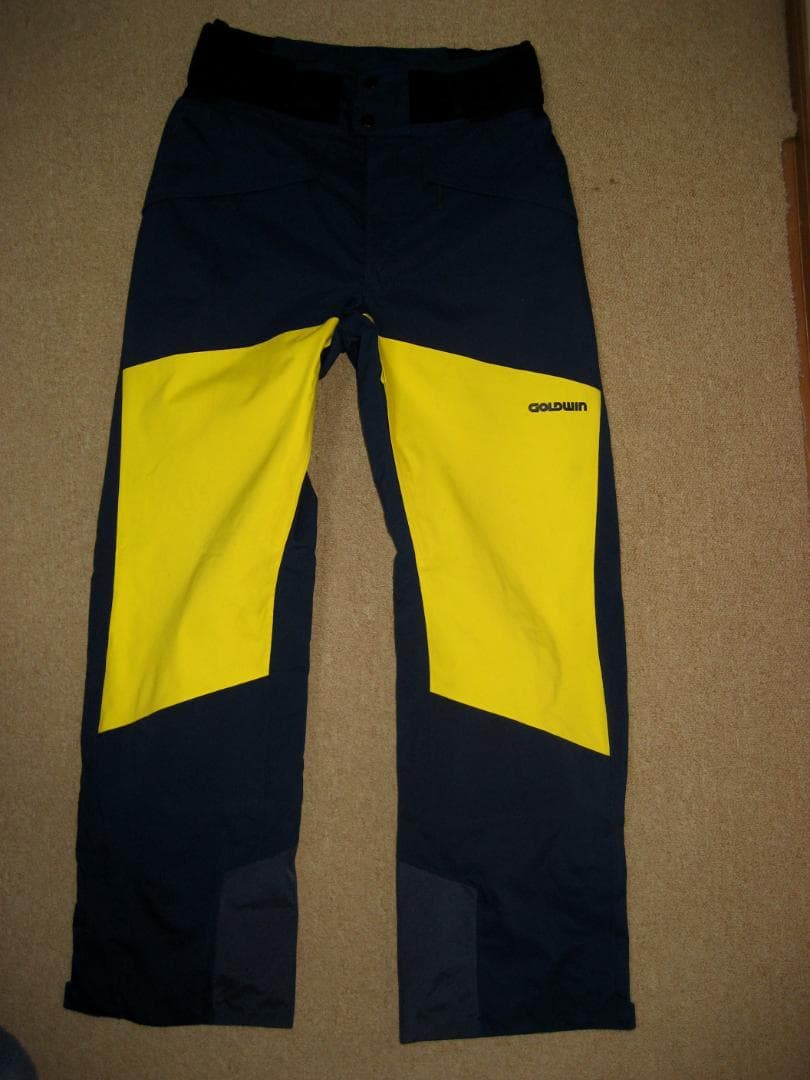 ゴールドウィン 高機能ウェア 上下Lサイズセット　デカロゴ