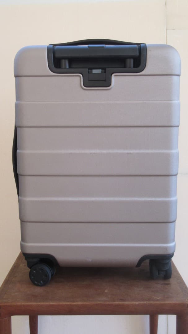 MUJI 無印良品　バーを自由に調節できるハードキャリーケース 35L