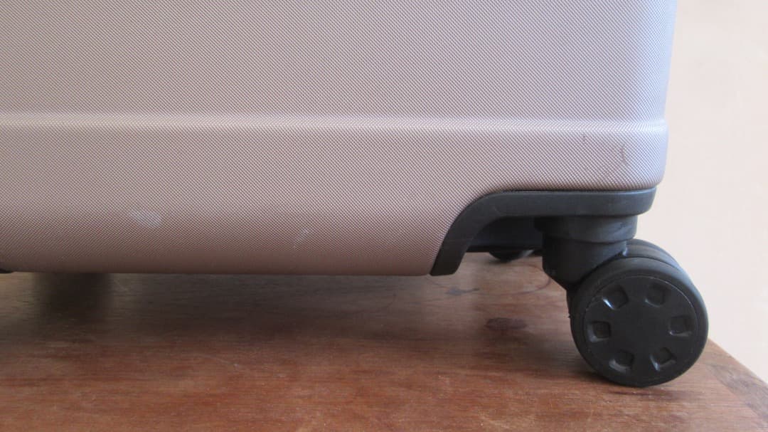 MUJI 無印良品　バーを自由に調節できるハードキャリーケース 35L