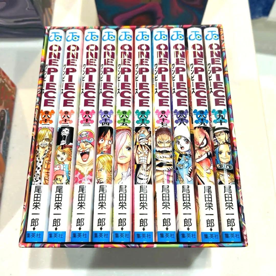 ワンピース1巻〜32巻　46巻〜90巻まで　限定箱入り　⭐︎ほぼ新品な状態⭐︎
