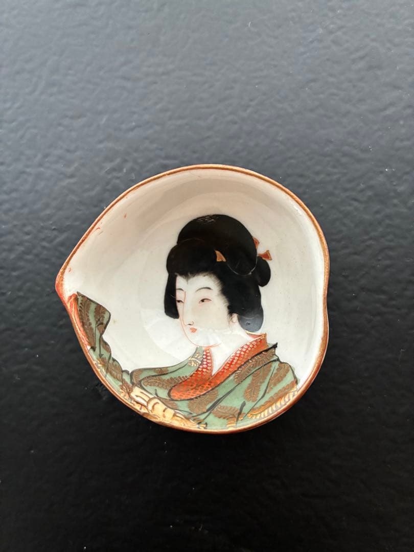 骨董 時代 美品 九谷 春画 お猪口 酒器 色彩 桃型 希少 レア コレクター