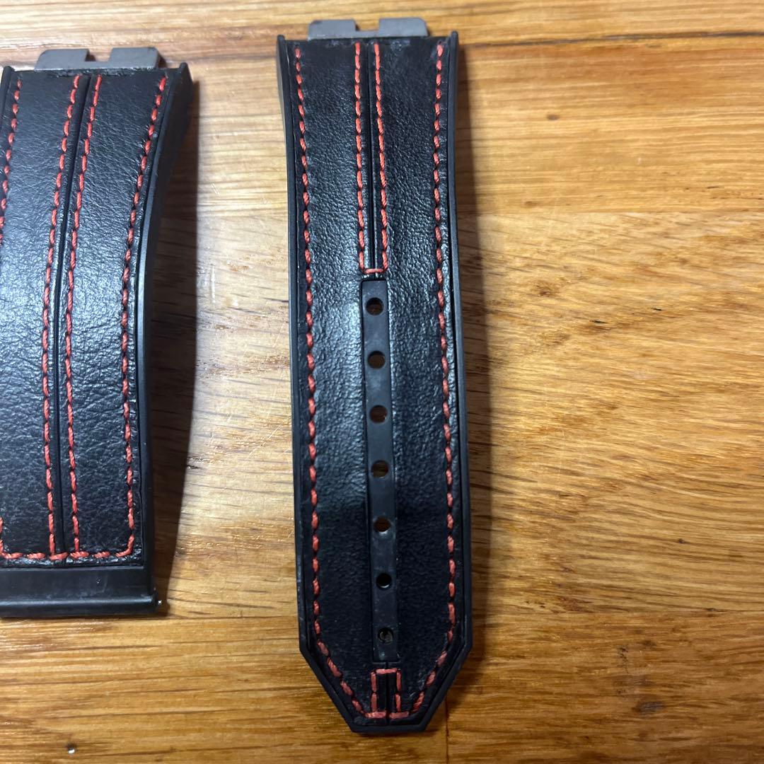 ウブロ　ビッグバン　黒 赤ステッチ