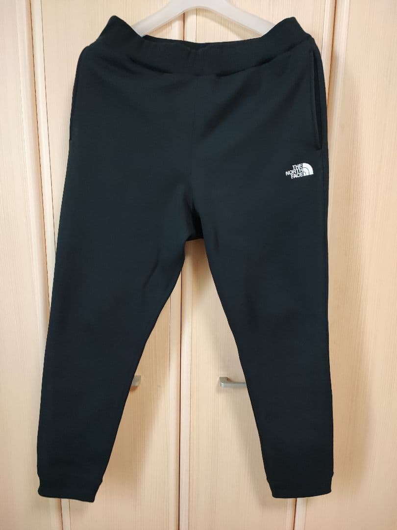 ノースフェイス　ジップアップパーカー　ジョガーパンツ　セットアップ