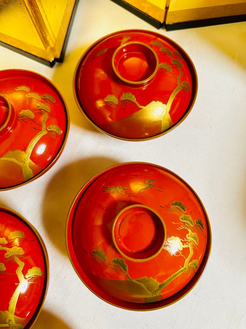 木製漆器 汁椀 吸物椀 朱色 骨董　金蒔絵 金縁 富士山/松/鶴 G52