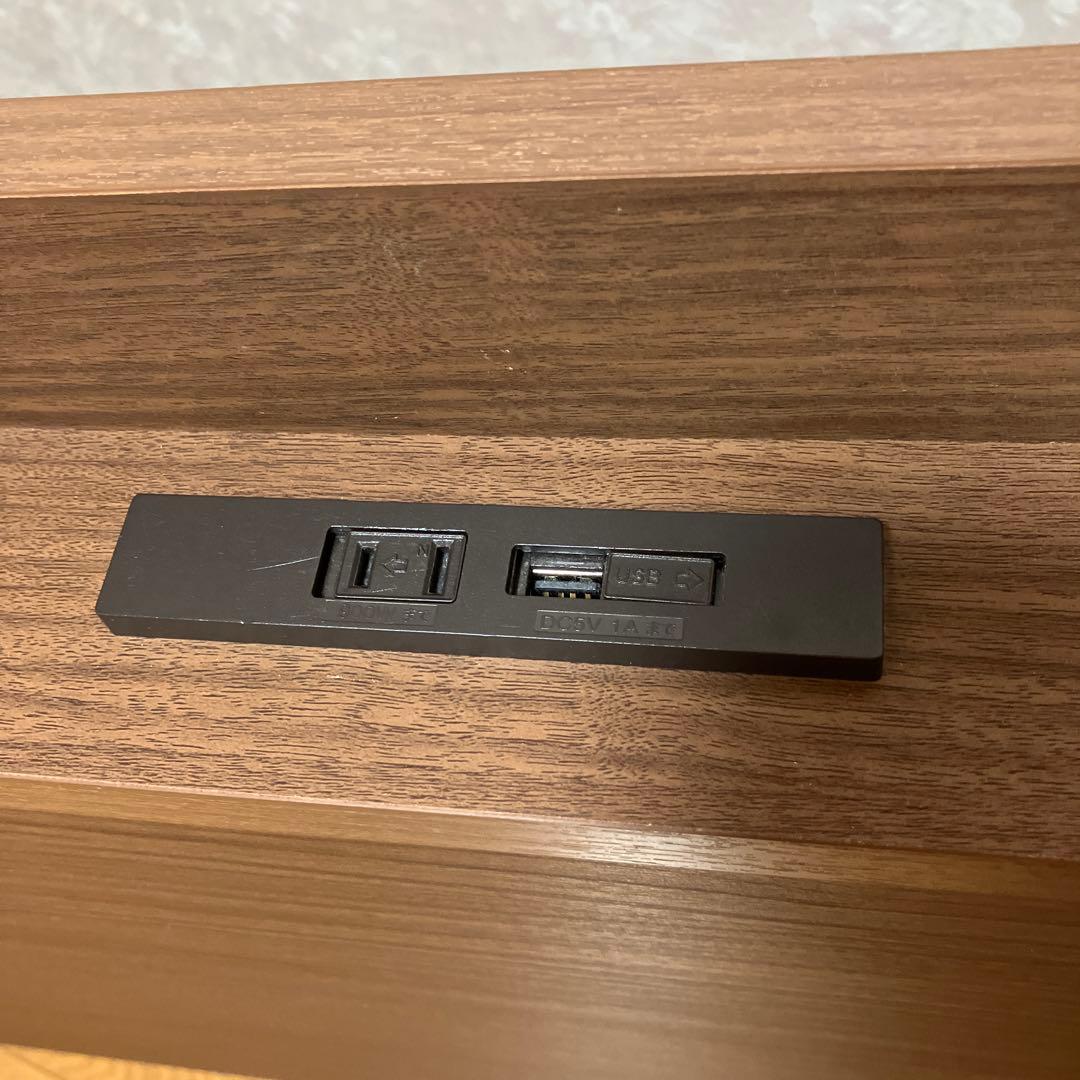 ニトリ　クイーンサイズ　ベットフレームのみ