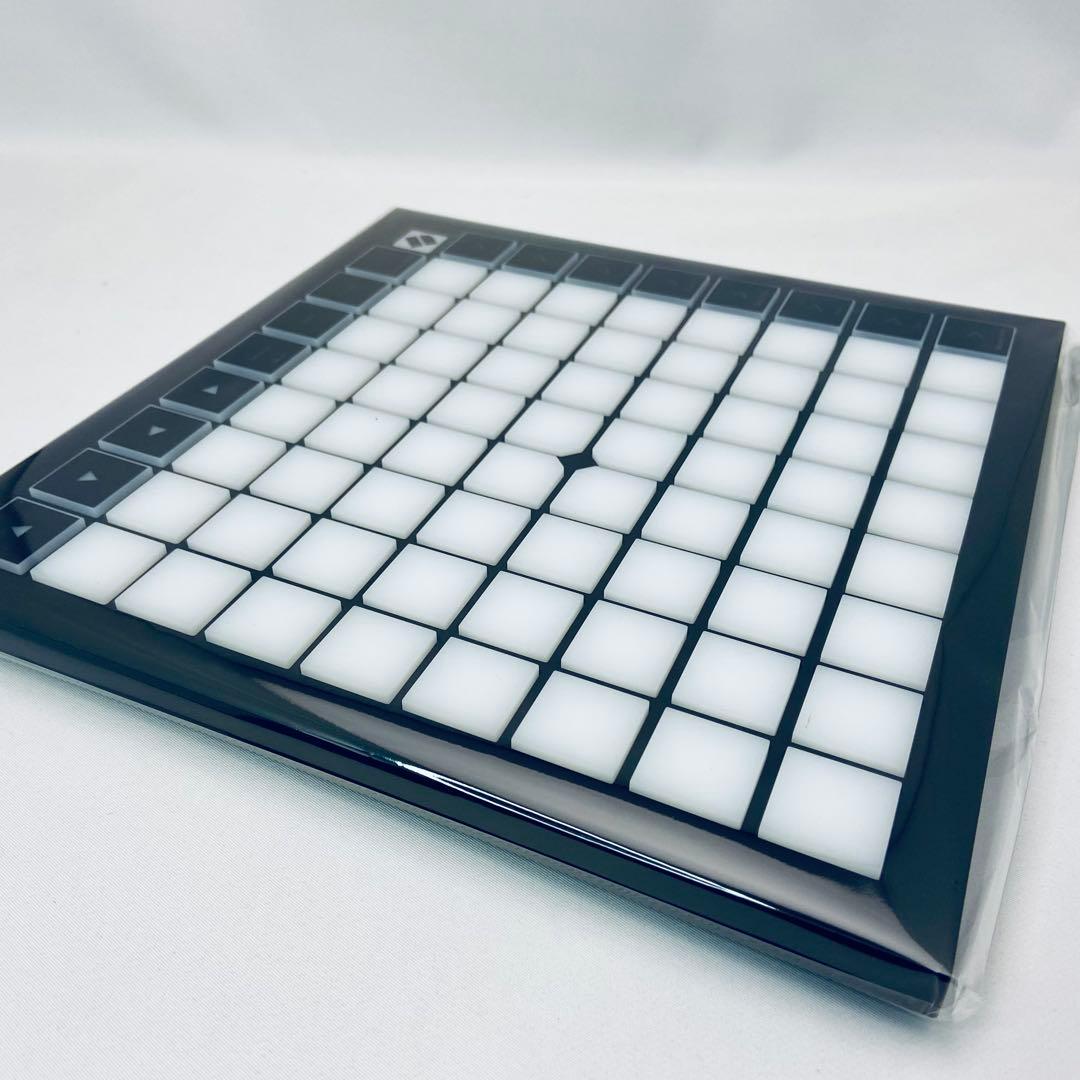 【ほぼ未使用・付属品完備】NOVATION LAUNCHPAD X 箱あり