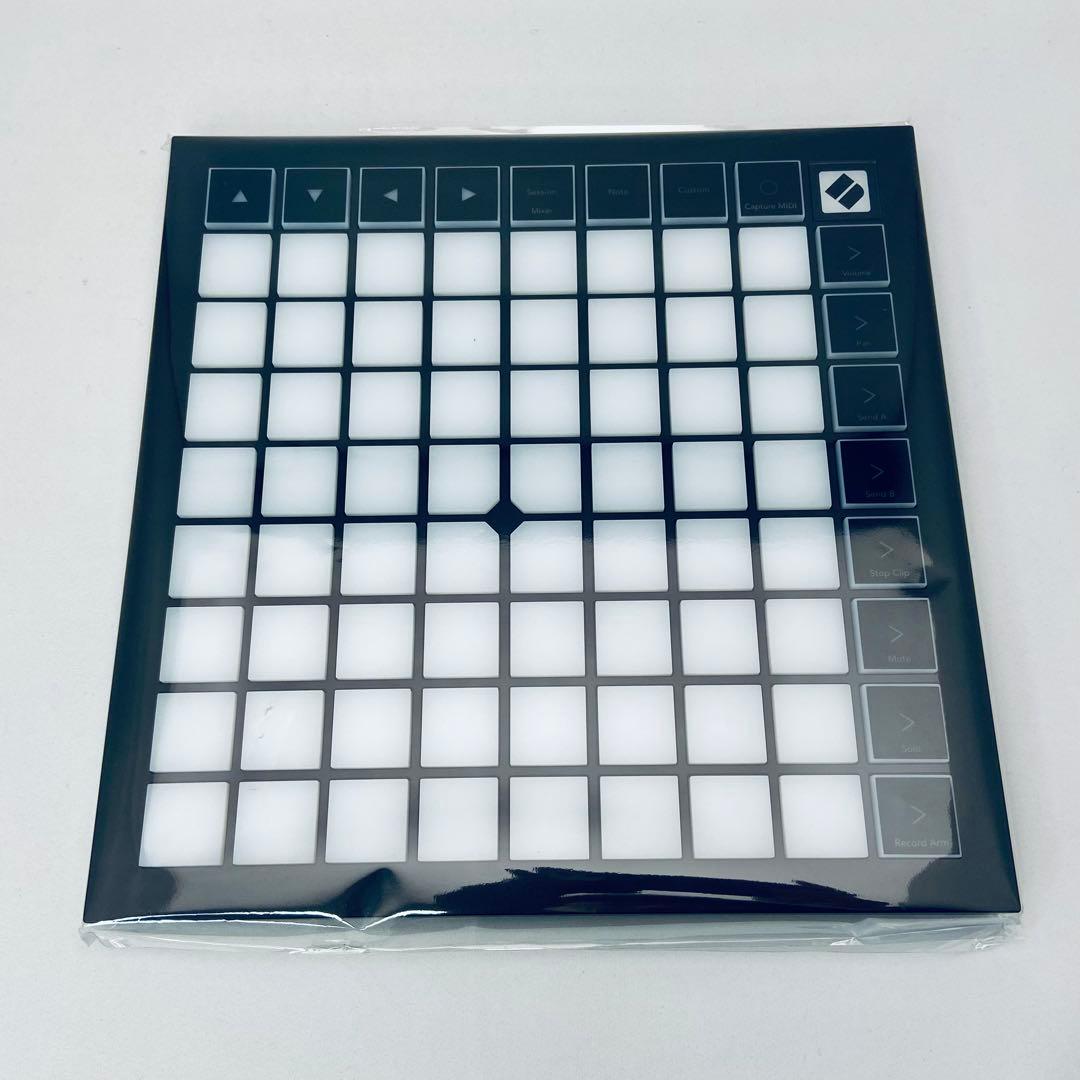 【ほぼ未使用・付属品完備】NOVATION LAUNCHPAD X 箱あり