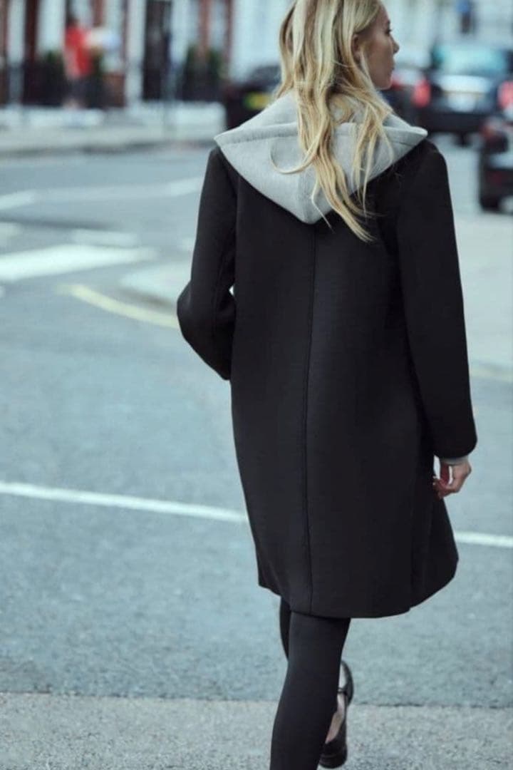 【新品】ZARA コントラストフードコート　Mサイズ　黒×グレー