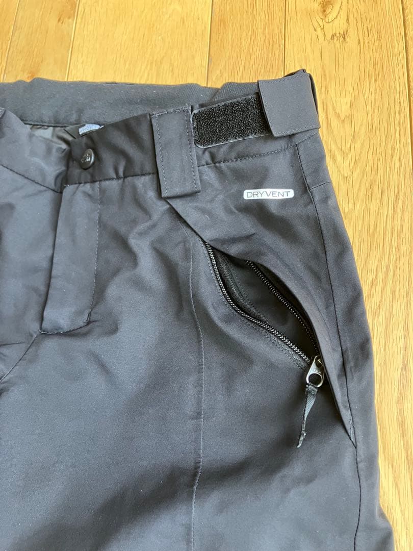 ザノースフェイス　スノーパンツ　140