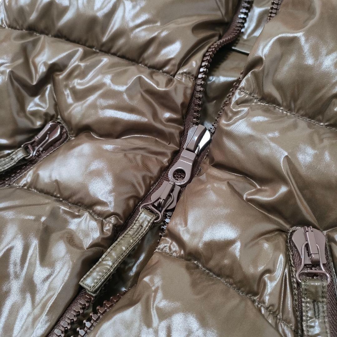 【新品タグ付き】デュベティカ　ダウンベスト　MAGNETE　光沢　ブラウン　46