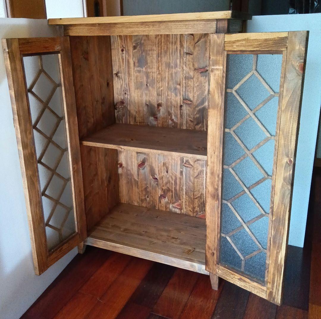 つん＊安価版＊レトロ風キャビネット（両開き）