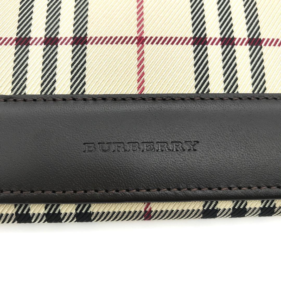 【未使用品】BURBERRY バーバリー ノバチェック 二つ折り 長財布