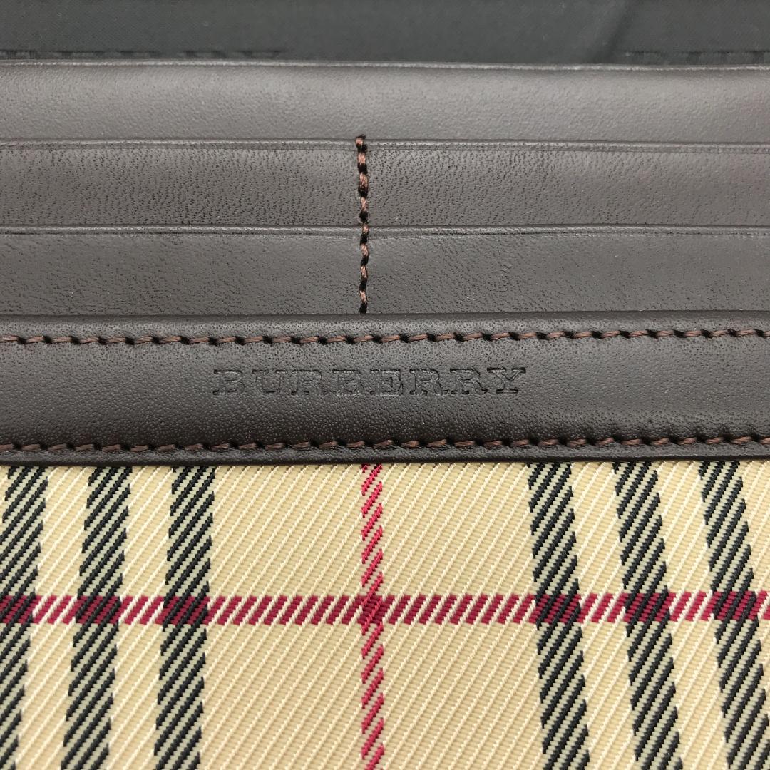 【未使用品】BURBERRY バーバリー ノバチェック 二つ折り 長財布