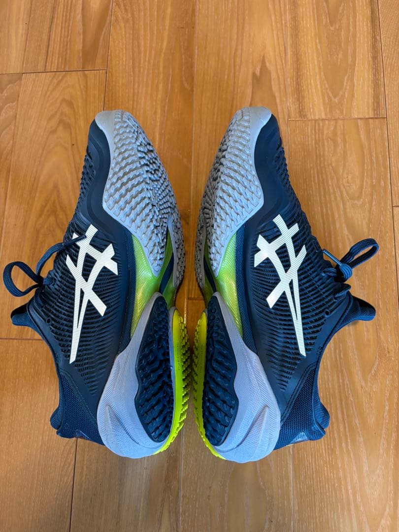 週末値下美中古テニスシューズ ASICS COURT FF 3 ＯＣ26.5cm