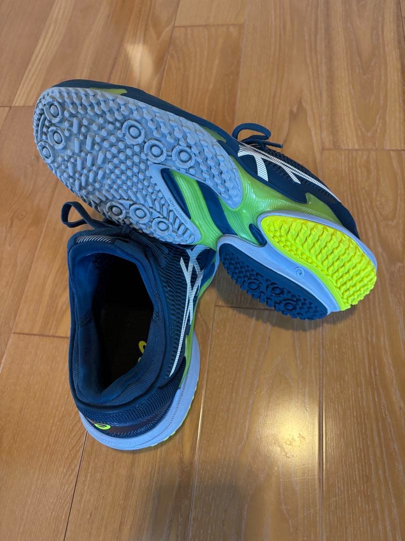 週末値下美中古テニスシューズ ASICS COURT FF 3 ＯＣ26.5cm