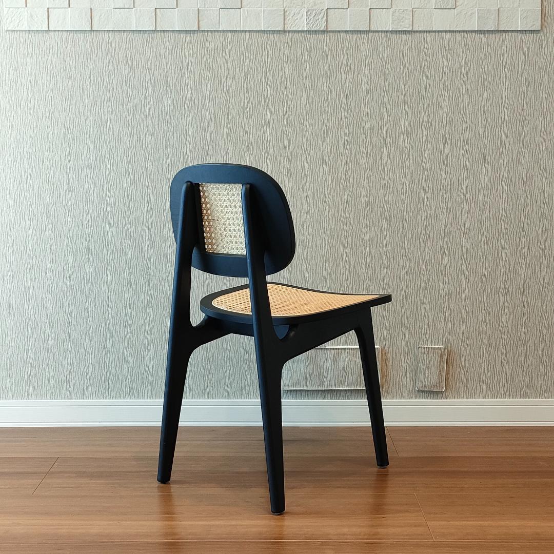 ラタン　ダイニングチェア　ブラック　ウッドラタンチェア