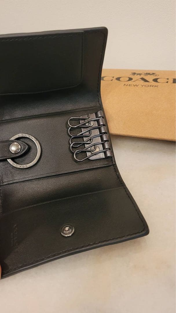 COACH ブラックレザー キーケース