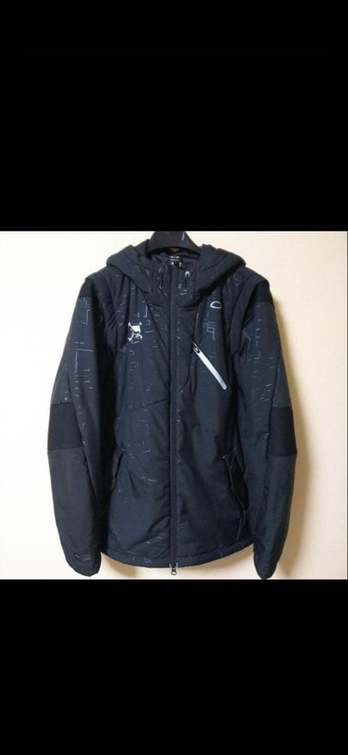 OAKLEYゴルフジャケットSKULLSPATIAL PADDED JACKET