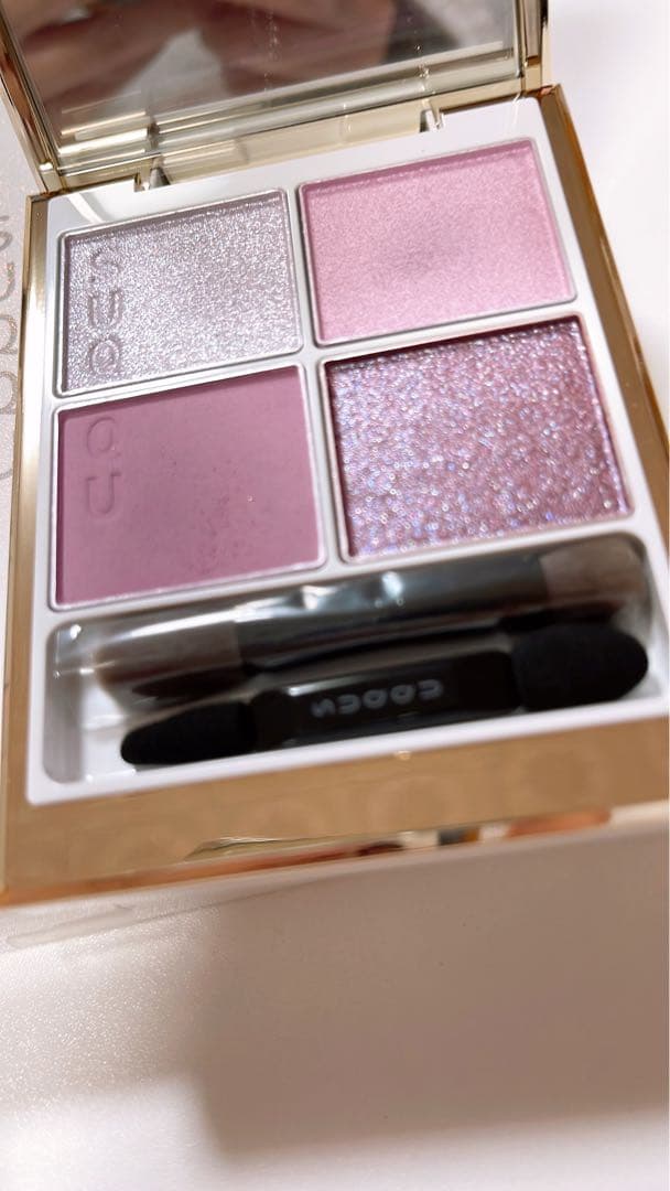 SUQQU 2025 ホリデー　限定アイシャドウ　チーク　愛華