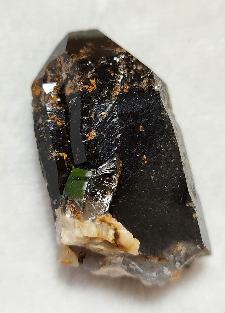 マラウィ産 リーベカイト