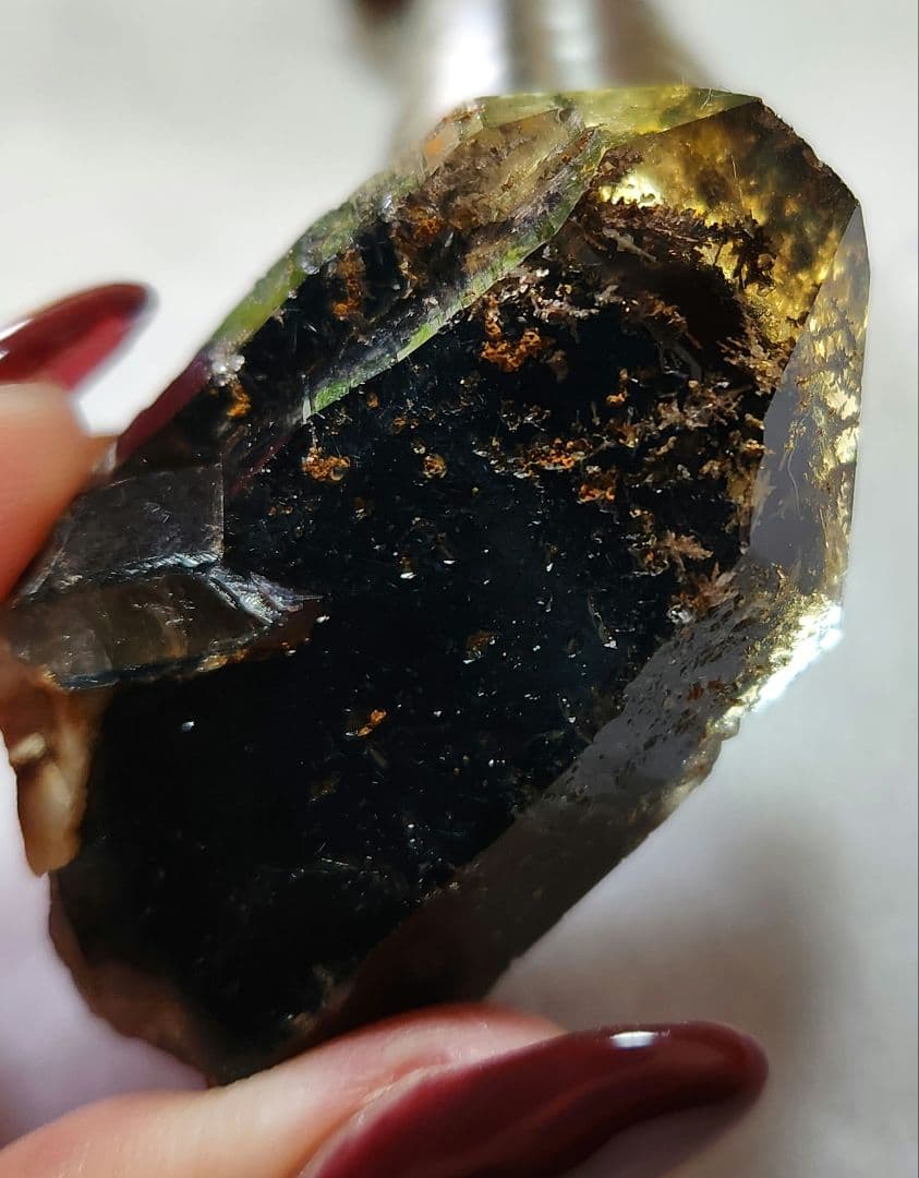 マラウィ産 リーベカイト