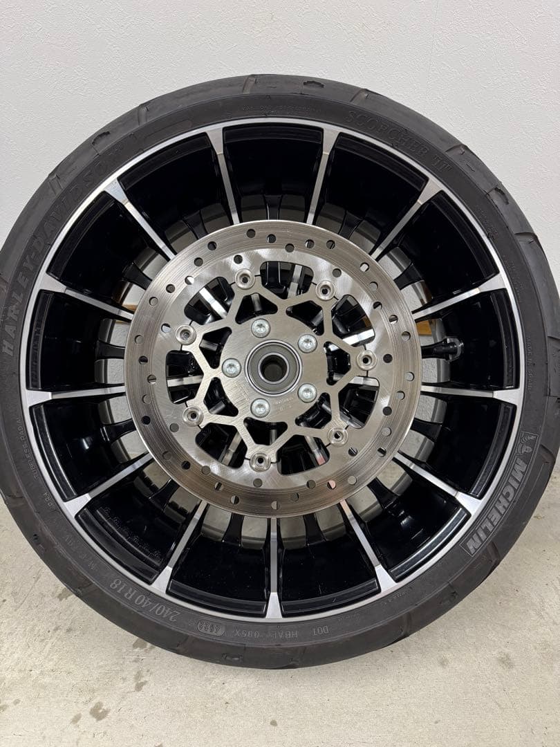 2023年ハーレーブレイクアウト純正ホイール前後フルセット タービンホイール