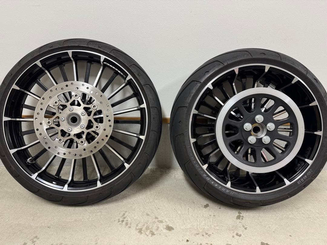 2023年ハーレーブレイクアウト純正ホイール前後フルセット タービンホイール