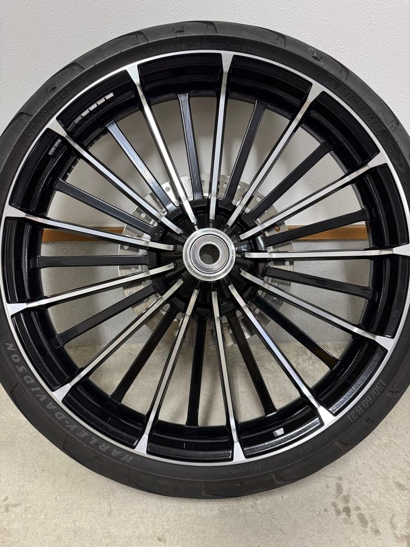 2023年ハーレーブレイクアウト純正ホイール前後フルセット タービンホイール