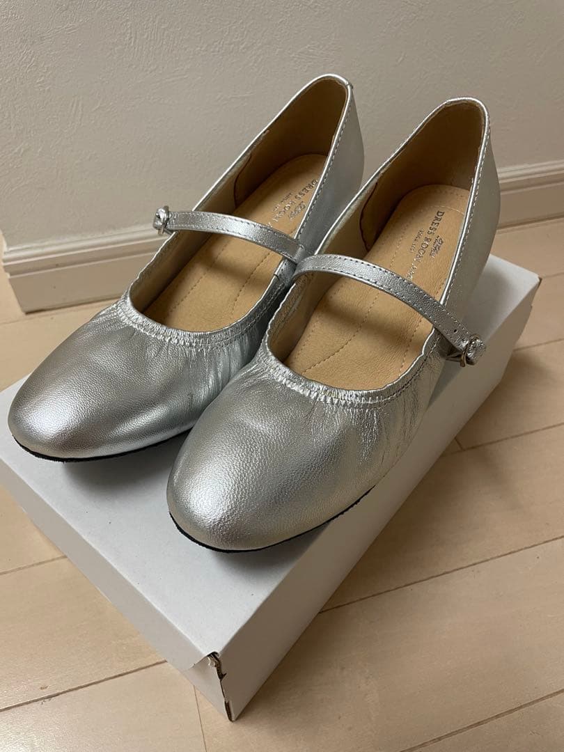 ドレスルームアミ サイレントシューズ ストラップシューズ 新品未使用 24cm