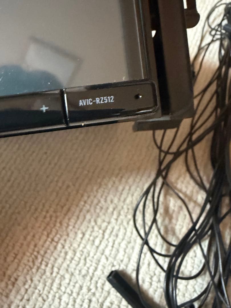 Pioneer AVIC-RZ512 カーナビ　おまけ付き