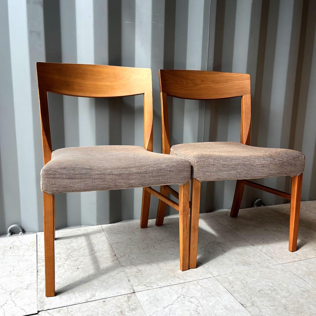 取付無料！カリモク家具 北欧風ナチュラルファブリックダイニングチェア２脚✨