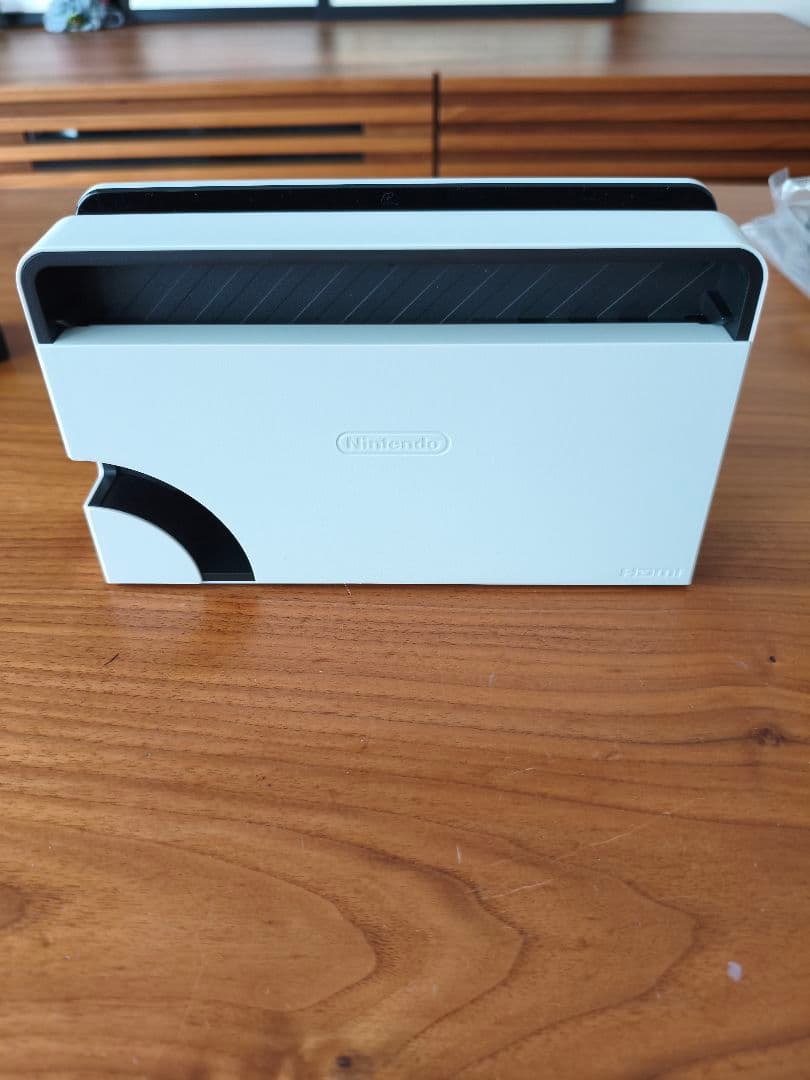 【美品】【即日発送】Nintendo Switch 有機ELモデル 本体