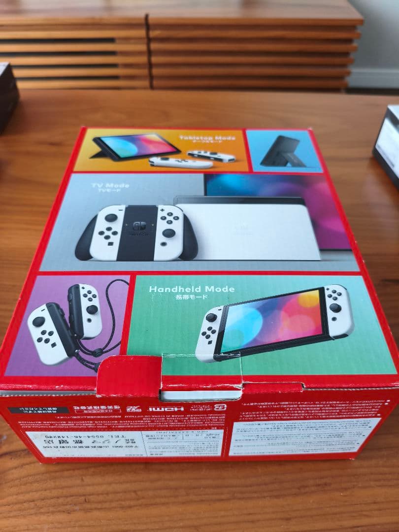 【美品】【即日発送】Nintendo Switch 有機ELモデル 本体